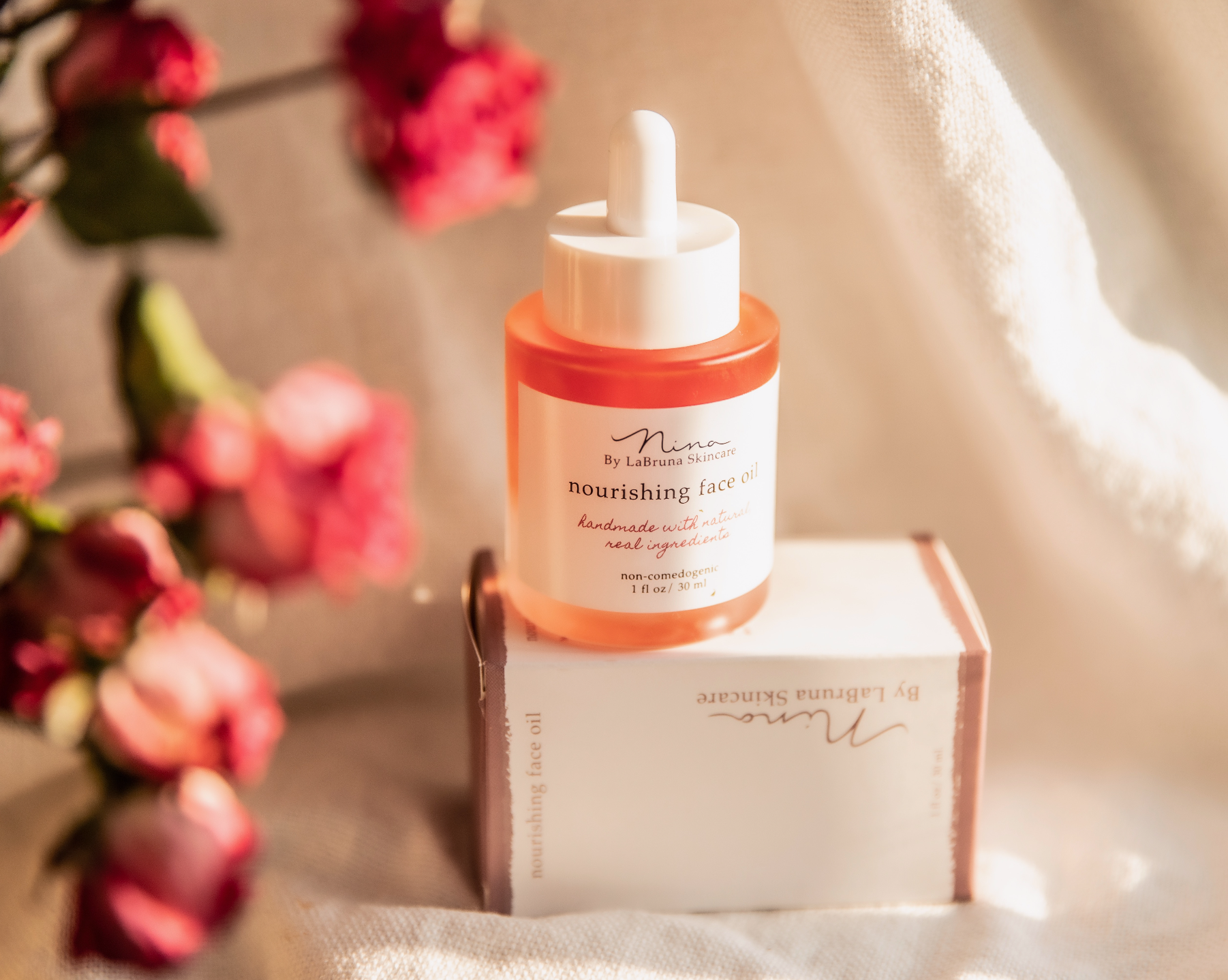 nourishing face oil artistic shot