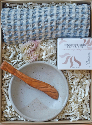 mask gift box includes the mask, spoon, ceramic bowl and dishtowel